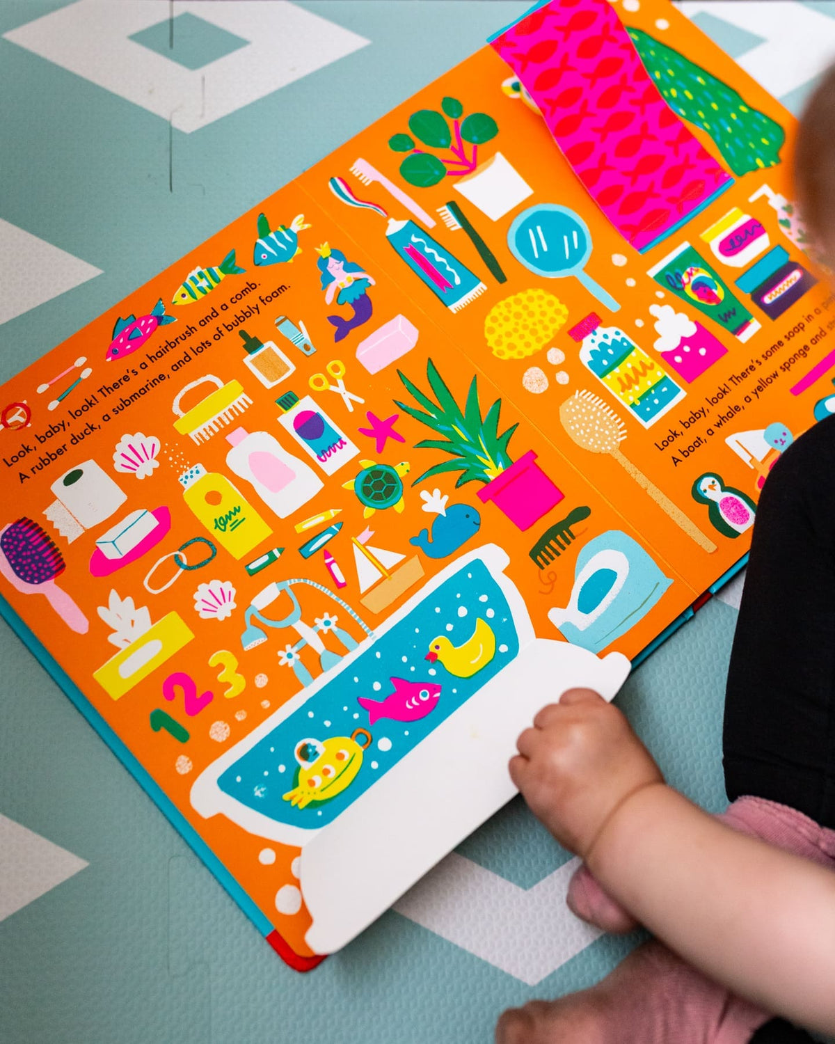 Carte senzoriala pentru bebelusi - Look, Baby, Look! At Home, Nosy Crow, + 0 luni