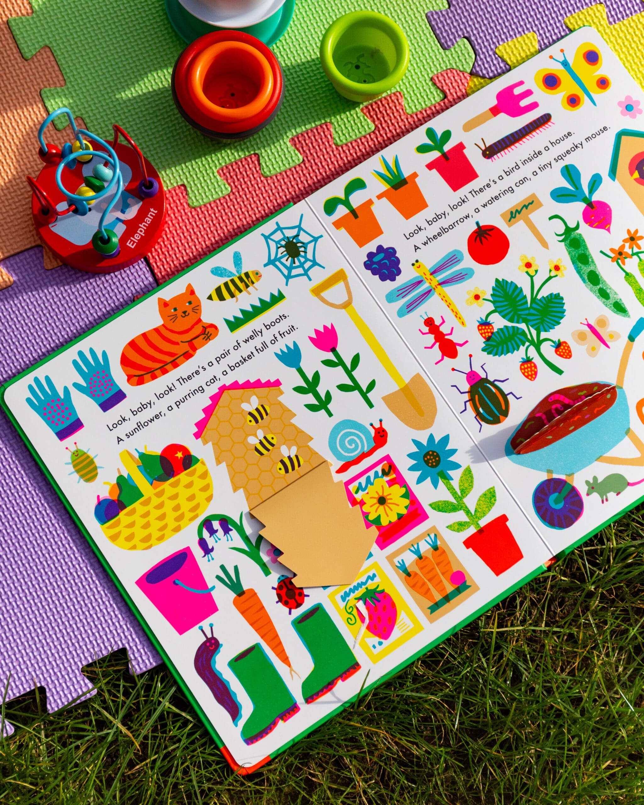 Carte senzoriala pentru bebelusi - Look, Baby, Look! Outside, Nosy Crow, + 0 luni