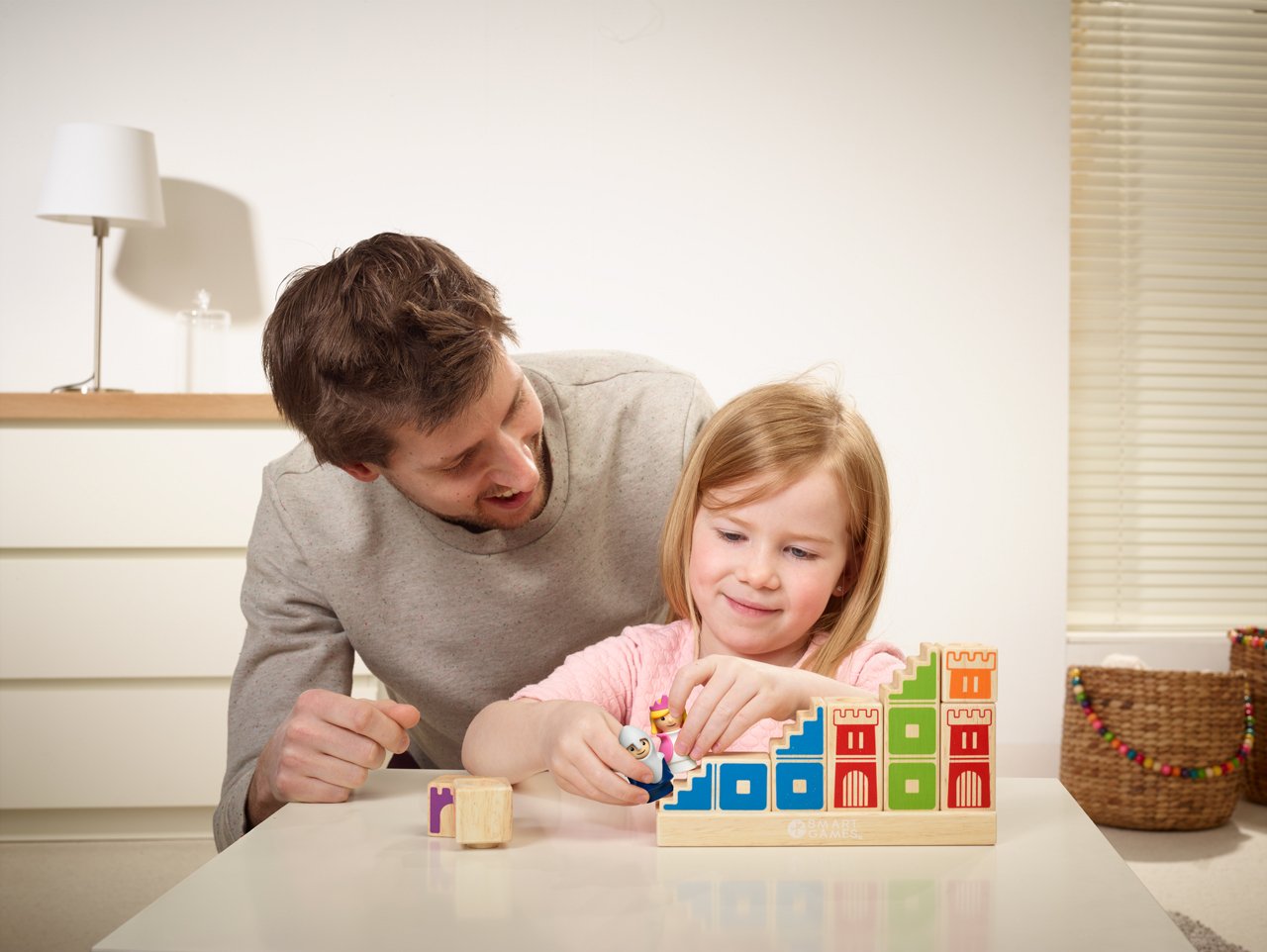 Smart Games - Camelot Jr., joc de logica cu 48 de provocari, 4+ ani