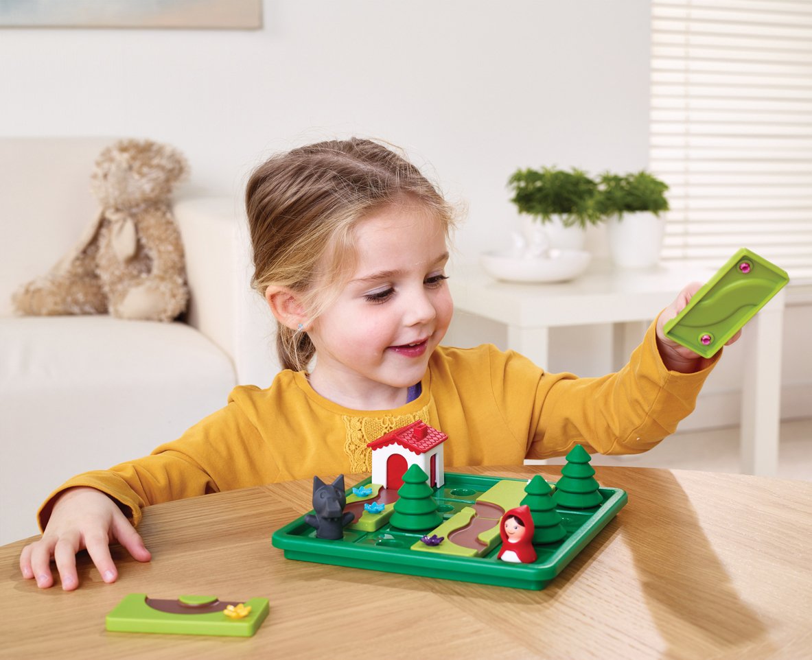 Smart Games - Little Red Riding Hood - Deluxe, joc de logica cu 48 de provocari, 4+ ani