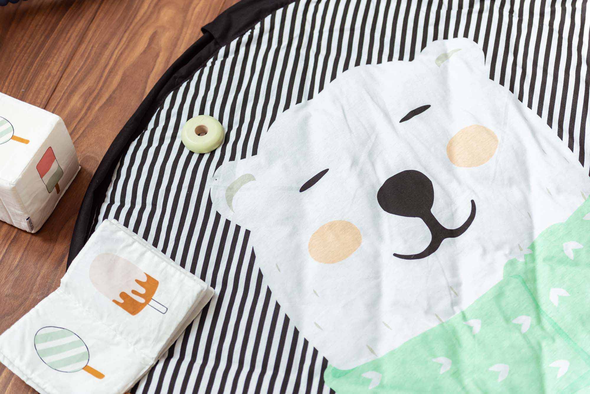 Play&GO Polar bear – Saltea activitati bebe/Sac depozitare jucarii