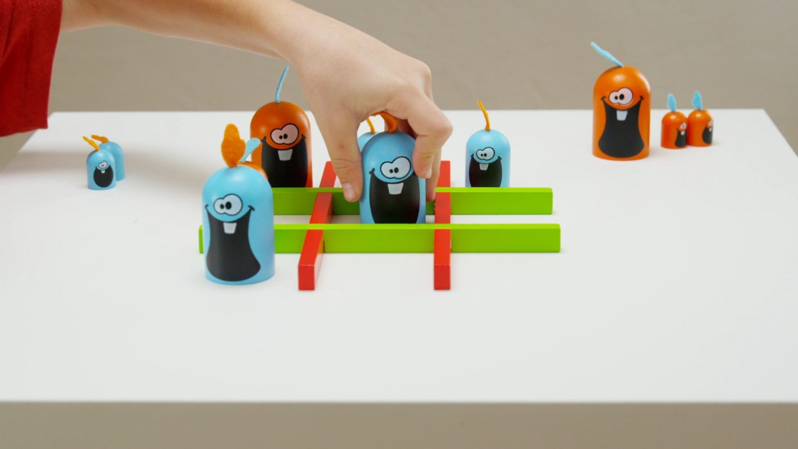 Joc de strategie, GOBBLET GOBBLERS LEMN, Blue Orange, 4-5 ani +