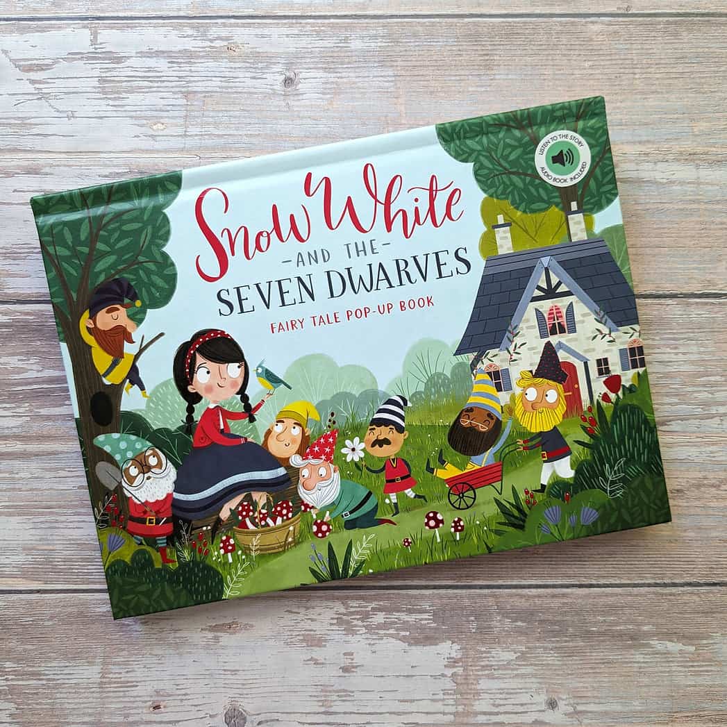 Carte pentru copii - Snow White and the Seven Dwarves Pop-Up Book