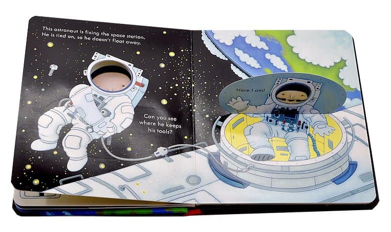Carte Peep Inside despre spatiu - Peep Inside Space