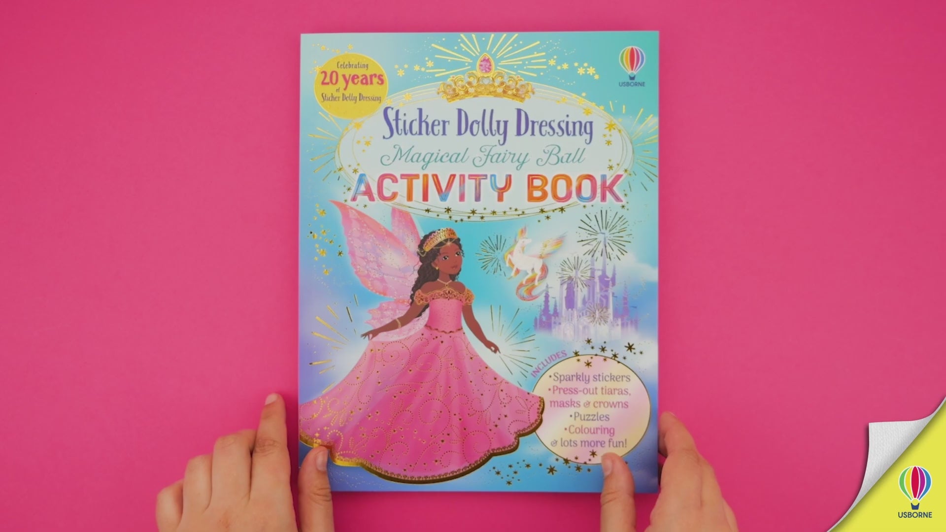 Încarcă video: Sticker Dolly Dressing Magical Fairy Ball Activity Book - Carte cu stickere - Carte pentru copii