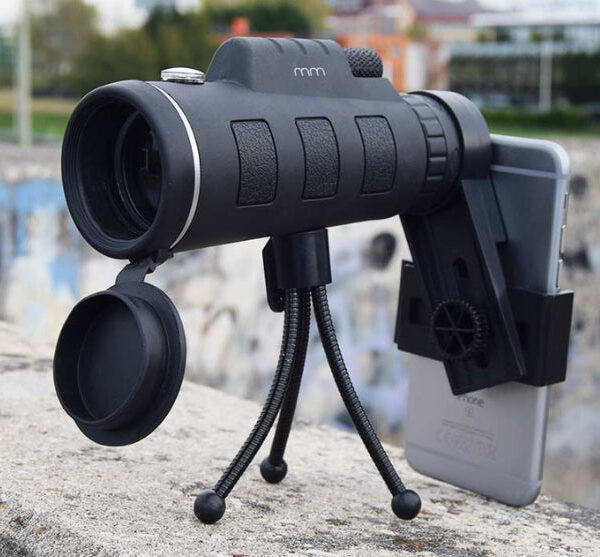 Telescop pentru telefon